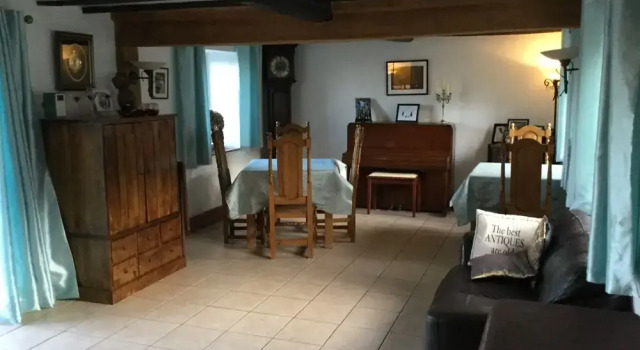 The Smithy B&B (3 miles from Hay-on-Wye), Varaa Bed and Breakfast Pen-y-Park Glamorgan