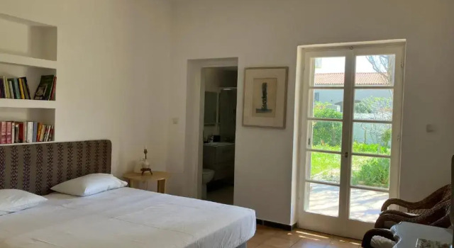 Mediterenian house with beautiful garden, Prenota Hotel Karlovasi Samo