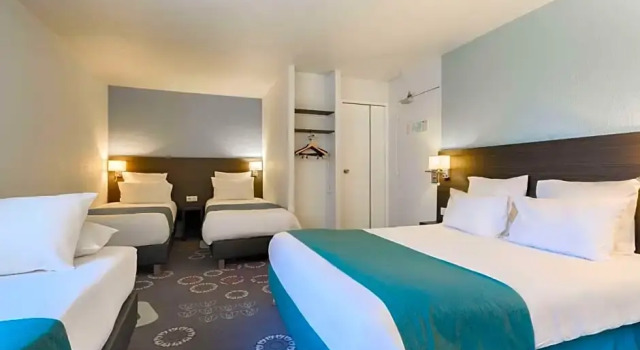 Пятиместный номер Standard Kyriad Lille Gare - Grand Palais