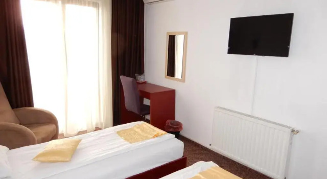 Двухместный номер Standard RHC Royal Hotel