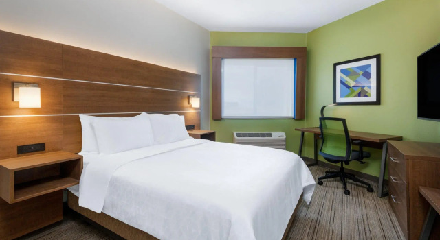 Двухместный номер Standard Holiday Inn Express & Suites Colorado Springs-Airport by IHG