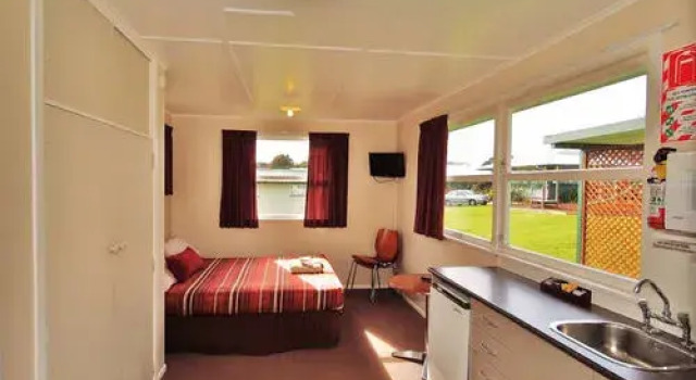 Omokoroa Kiwi Holiday Park, Rezervovat Hotel Whakamarama Bay of Plenty