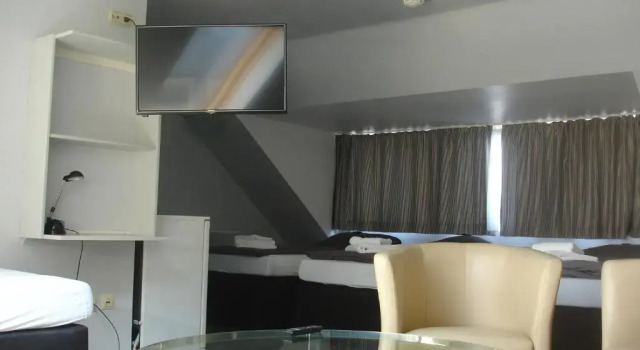 Четырёхместный номер Standard City-Pension-Dortmund