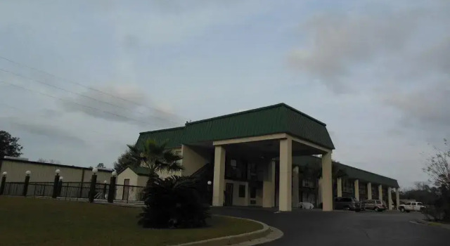 Western Motel, Book Motel Folkston Georgia
