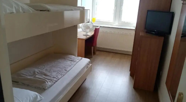 Апартаменты Hotel am Stadtpark