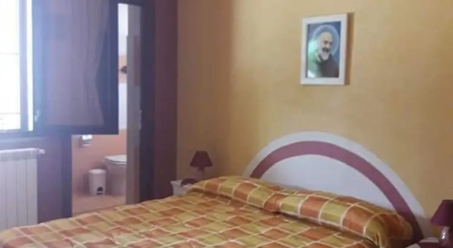 Camera tripla familiare Standard B&b Santa Sofia by holidayngo