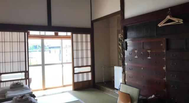Кровать в общем номере (женский номер) Travelers Wharf Shichigahama