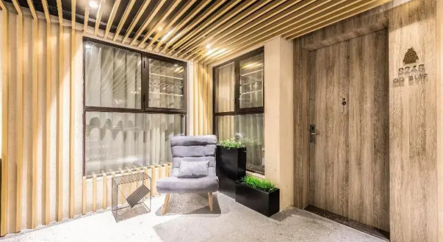 Atour Qq Svip Hotel, Rezerwuj Hotel Hotele w Shenzhen z parkingiem, Parking