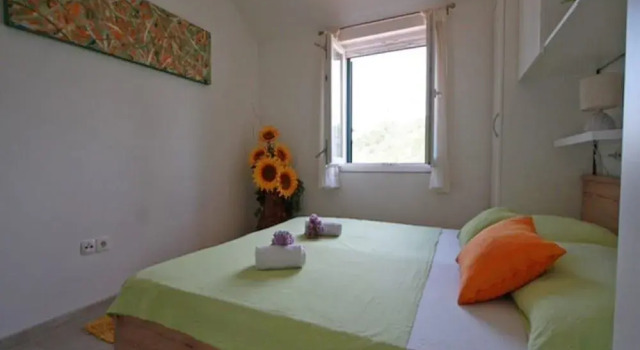 Holiday Home Ela, Rezerwuj Dom wakacyjny Hotele w Split Region z basenem, Basen