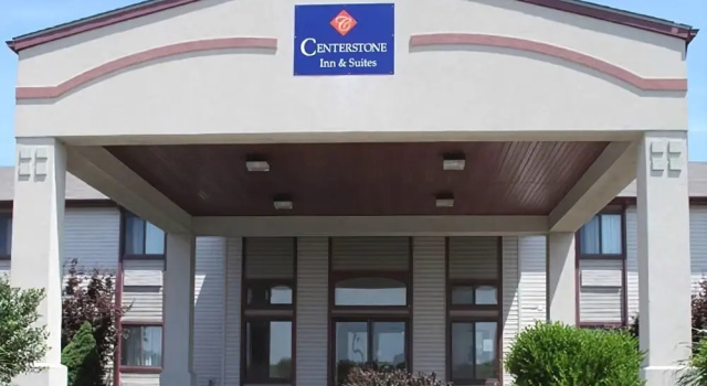 Centerstone Inn & Suites, Buchen Sie Hotel Carlyle Illinois