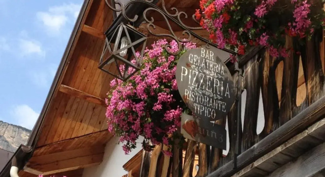 Quinz - Locanda Al Lago, Prenota Hotel Hotel a Veneto con parcheggio, Parcheggio