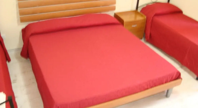 A due passi dal mare, Book Hotel Hoteller i Longobardi med parkering, Parkering