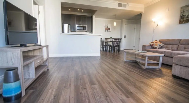 Prime Walking Distance to UCLA N309, Забронировать Отель Отели Лос-Анджелеса 3 звезды, 3*