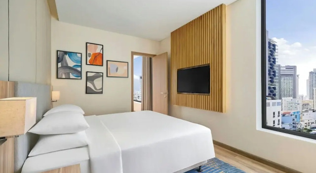 Двухместный люкс Executive с видом на город Four Points by Sheraton Nha Trang