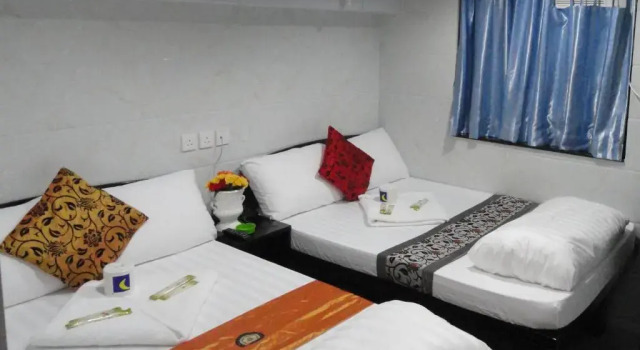 Трёхместный номер Day and Night Hostel Block D 10th floor 24 HOUR RECEPTION