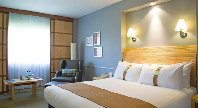 Двухместный номер Deluxe Holiday Inn Guildford by IHG