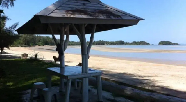 Leaf Boat Hotel(โรงแรมลีฟโบท)