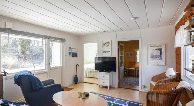 Stunning Home in Brastad With 3 Bedrooms, Book Hotel  