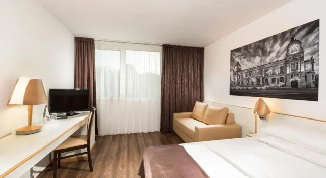 Двухместный номер Standard Tryp by Wyndham Wuppertal