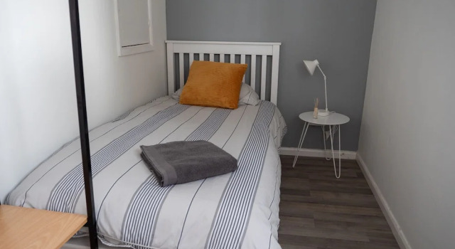 Superb Townhouse Parking 5, Забронировать Апартаменты/квартира Апартаменты Уэст-Мидлендс, Апартаменты/квартира