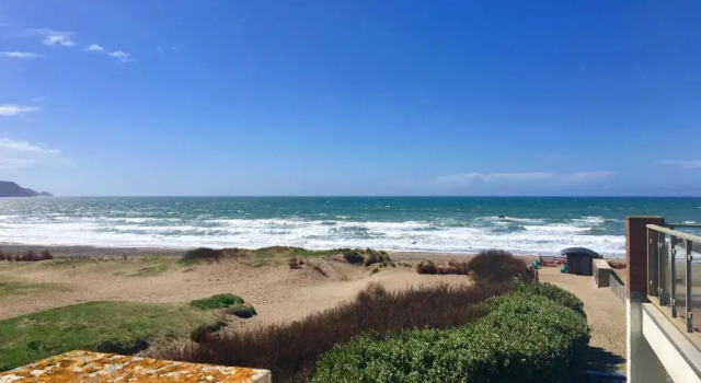 Standaard Tweepersoonskamer met balkon en  uitzicht op zee Beach House