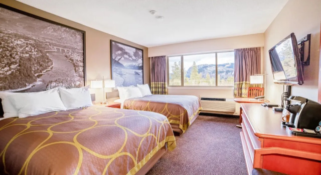 Номер Deluxe Super 8 by Wyndham Castlegar BC