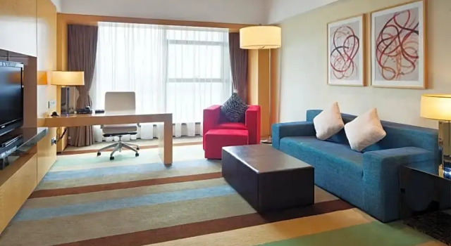 Двухместный полулюкс с видом на озеро Crowne Plaza Tianjin Binhai by IHG