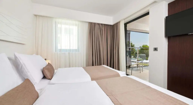 Одноместный номер Standard с балконом Hotel Parentium Plava Laguna