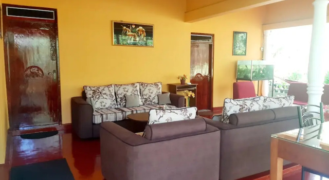 Двухместный номер Standard с балконом и с видом на сад Palitha Homestay