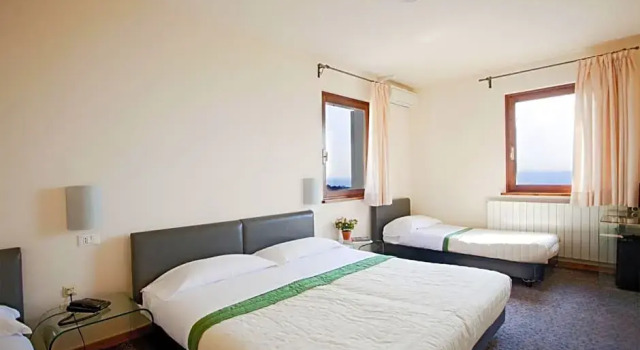 Трёхместный номер Standard Casa Oliva borgo del Benessere delle Marche