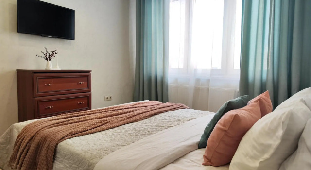 Panda Home at 30 Hervier Street, building 2, Prenota Appartamento Hotel a Tyumen Region con parcheggio, Parcheggio