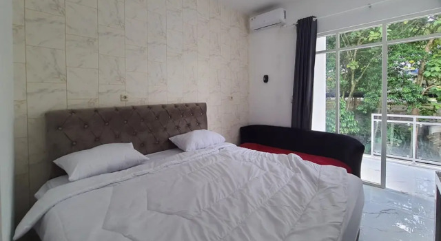 RedDoorz Syariah Near Taruna Nusantara Magelang