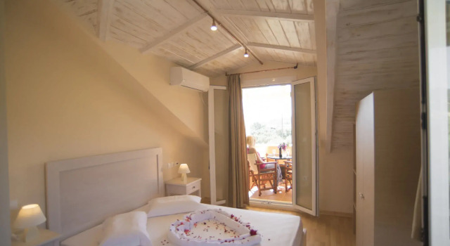 Villa Vita Holidays Apartments & Studios, Забронировать Апартаменты/квартира Отели Лефкада с бассейном, рядом с Церковь Агиас Кириакис, Бассейн