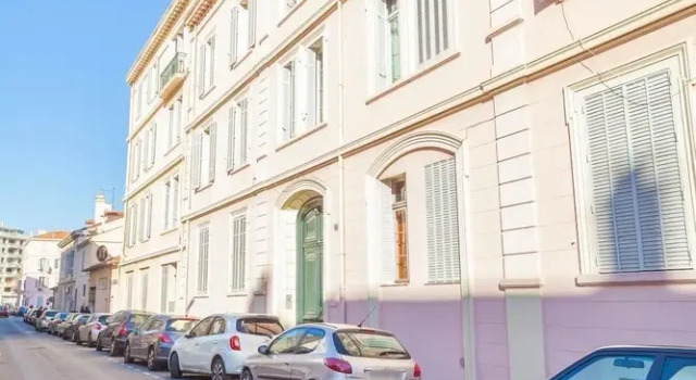 4 tassigny Apartment 2, Забронировать Апартаменты/квартира Отели Канн с парковкой, рядом с Le Croisette Casino Barriere de Cannes, Парковка