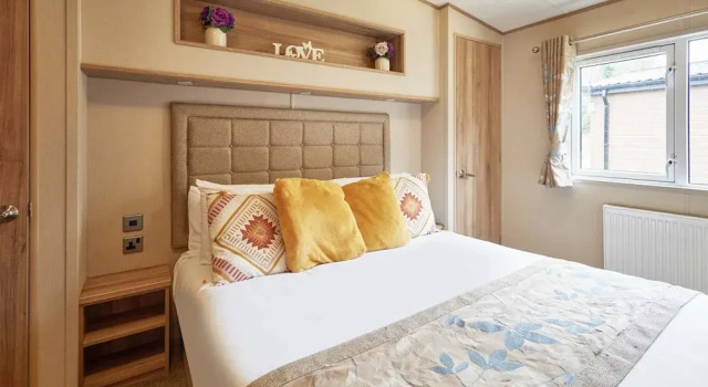 Host Stay Brooksbank Lodge, Rezervați Casă de vacanță Cabane în Barmby Moor, Casetă