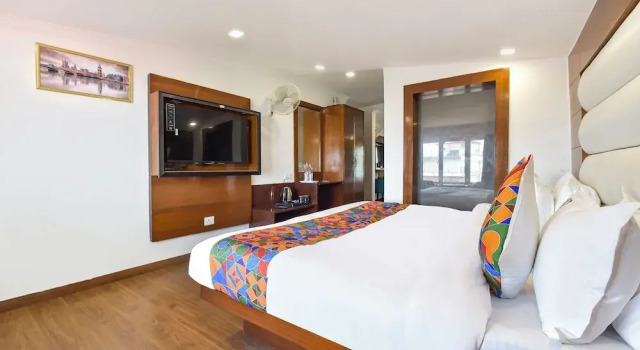 Номер Standard FabHotel Royal Classic