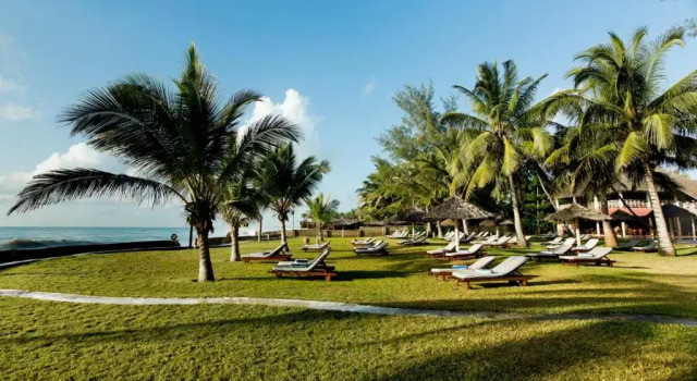 Номер Deluxe oceanfront Neptune Palm Beach Boutique Resort & Spa - Все включено