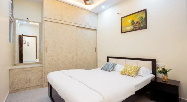 Апартаменты Deluxe RZ Residency