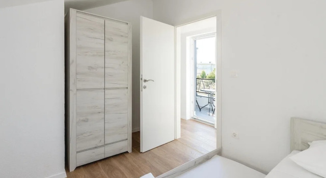 Four-Bedroom Holiday Home In Sibenik, Забронировать Отель Отели Шибеник 3 звезды, рядом с Частный Пляж «Ярам Апартментс», 3*