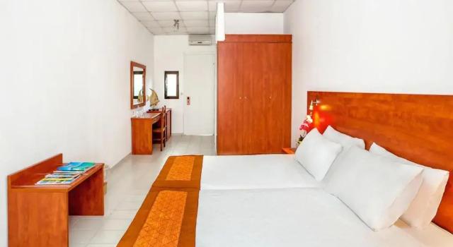 Двухместный номер Superior с видом на сад Xenios Dolphin Beach Hotel