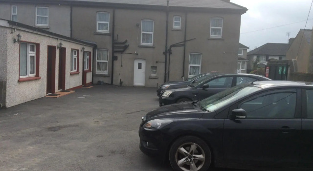 Roseville Lodge B&B, Rezervați Bed and Breakfast Drogheda 