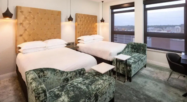 Четырёхместный номер Standard Hotel On Phillips
