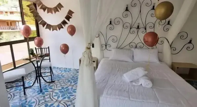 Четырёхместный семейный номер Standard с видом на горы Hotel Bahia Del Faro