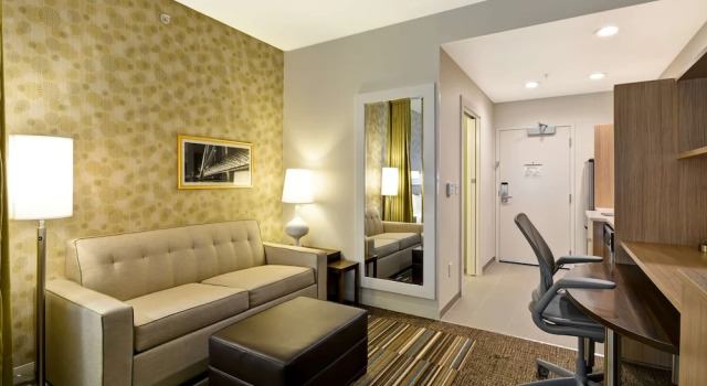 Четырёхместная Studio Suite Accessible Home2 Suites by Hilton Dallas Downtown at Baylor Scott & White