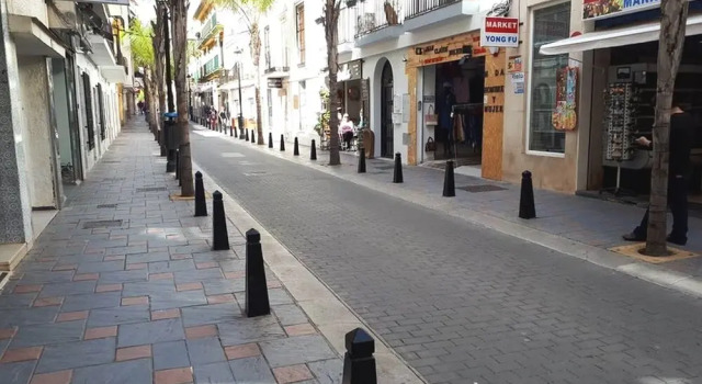 Calle Miguel de Cervantes | 6  Pax | First Line | 3687-AW