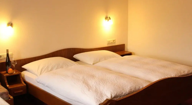 WeinQuartier Minges, Prenota Hotel Neustadt an der Weinstraße 