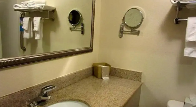 Двухместный Студия люкс Baymont by Wyndham Columbia Fort Jackson