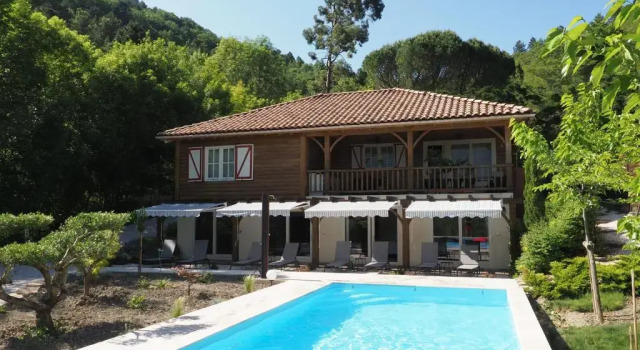 Коттедж Le Chalet des Trois Quilles