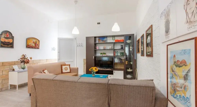 Alcamo Pool House in Alcamo Marina, Book Vacation Home Hotels in Sicily with Parking, Parking