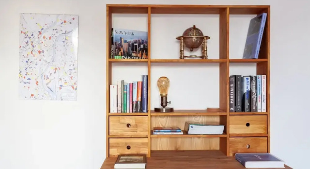 Family/modern 4 People With Netflix -15 min Walk From Center, Rezerwuj Apartament Hotele w Rhône z parkingiem, Parking